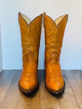 Vintage Stewart, USA, Hand Made Mens Blond Leather Western Boots, 7.5 D.